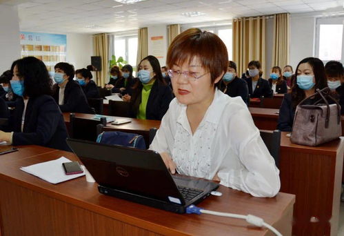 阿勒泰地區(qū)工會(huì)“楓橋經(jīng)驗(yàn)”法律服務(wù)工作室正式掛牌，助力職工權(quán)益保障與教育咨詢服務(wù)